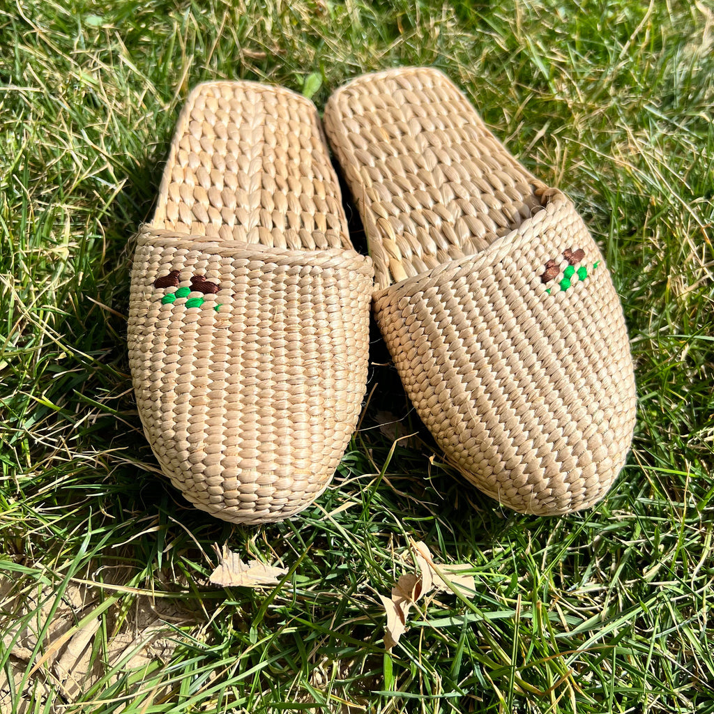 Handmade Woven Straw Slippers: Eco-Friendly Unisex Spa Shoes - view 7