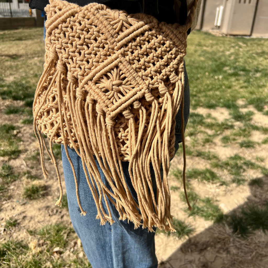 Handmade Woven Tassel Crossbody Bag: Eco-Friendly Nylon Summer Purse