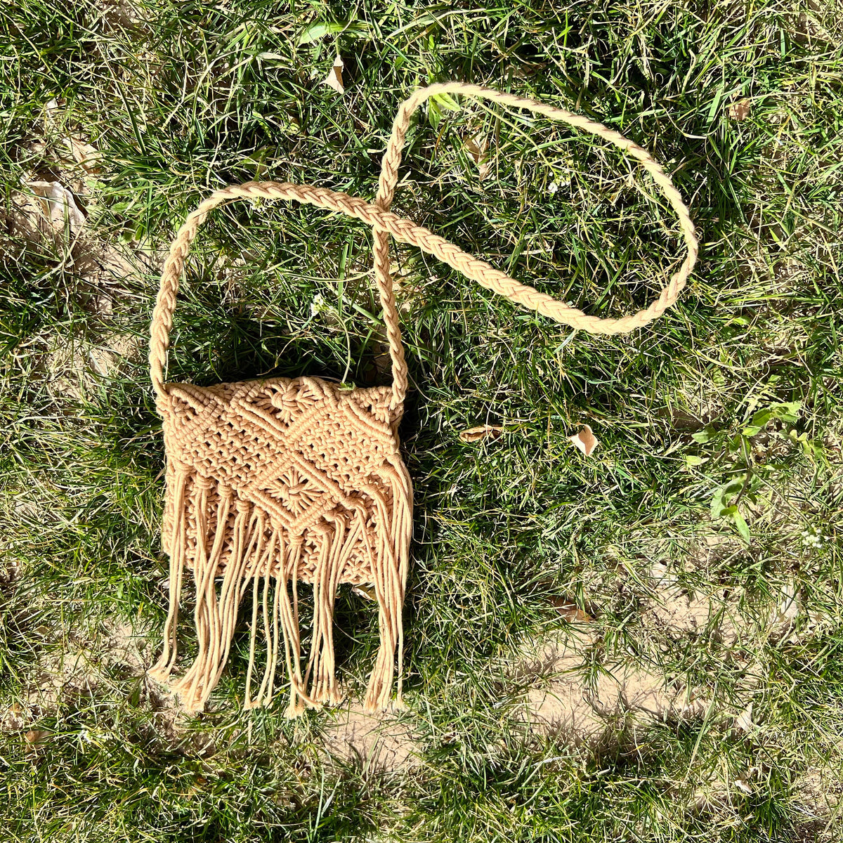 Handmade Woven Tassel Crossbody Bag: Eco-Friendly Nylon Summer Purse - view 3