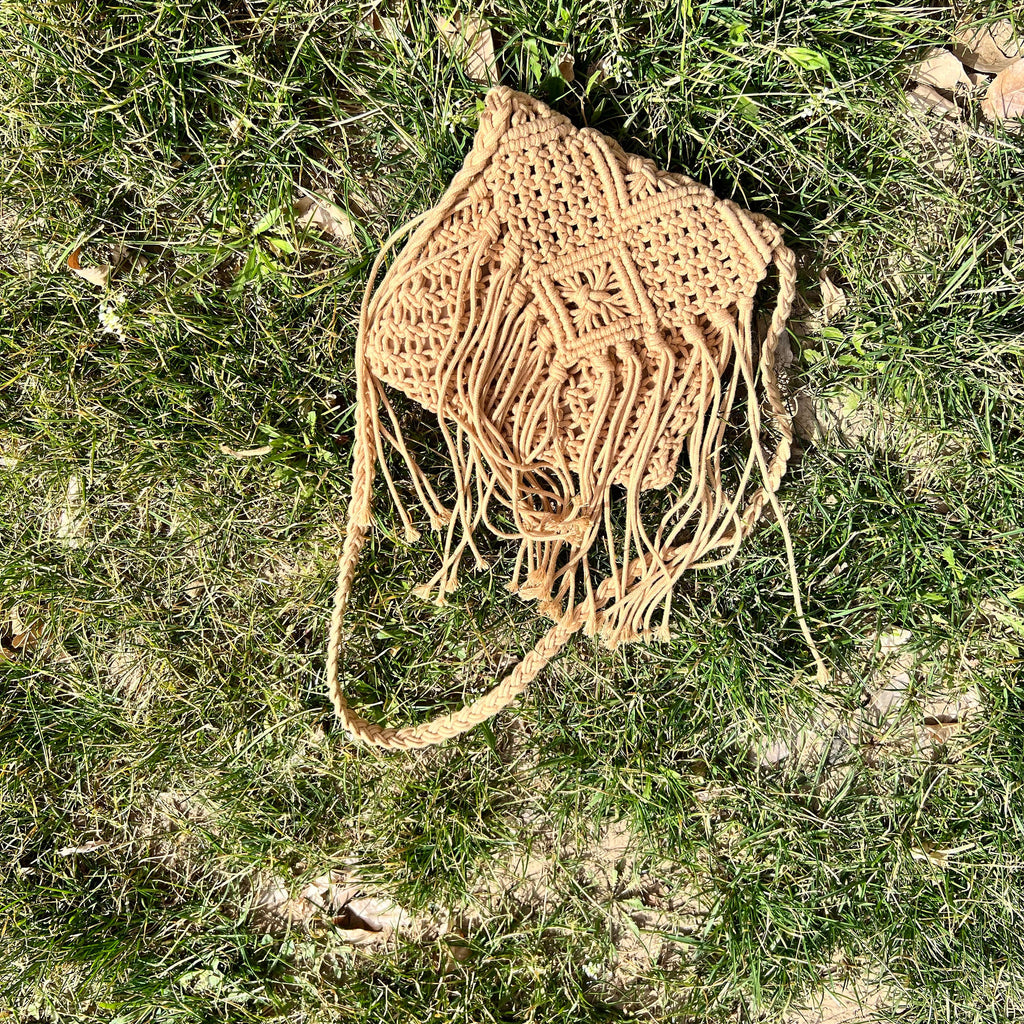 Handmade Woven Tassel Crossbody Bag: Eco-Friendly Nylon Summer Purse - view 9