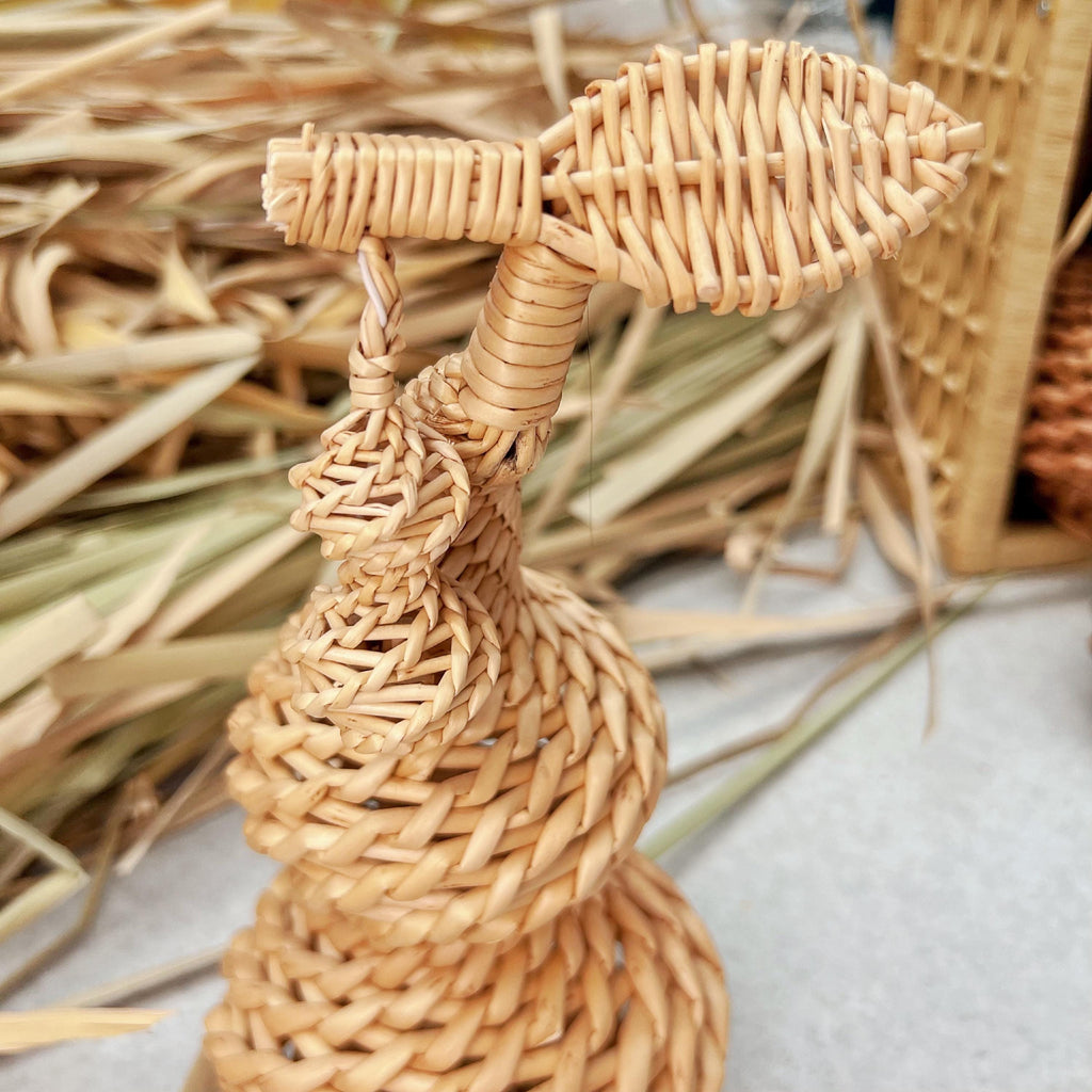 Handcrafted Woven Gourd Ornament: Natural Willow Decor - view 7