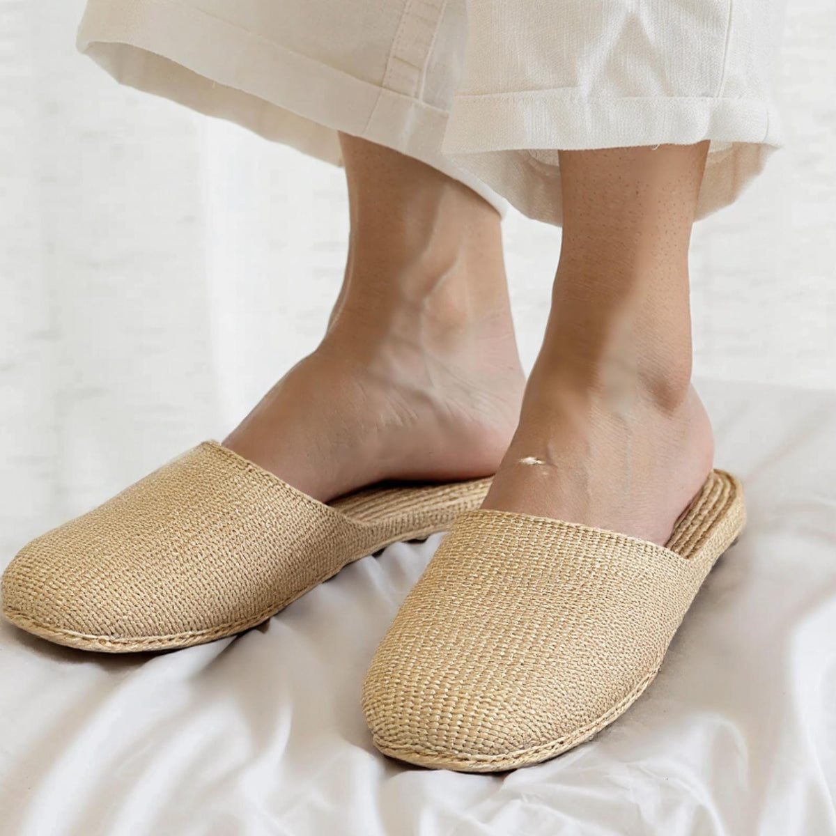 Handmade Woven Straw Slippers: All-Season Spa Shoes