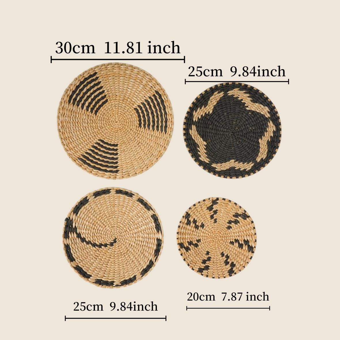 four woven baskets of different sizes, each with distinct patterns, and provides their respective dimensions in centimeters.