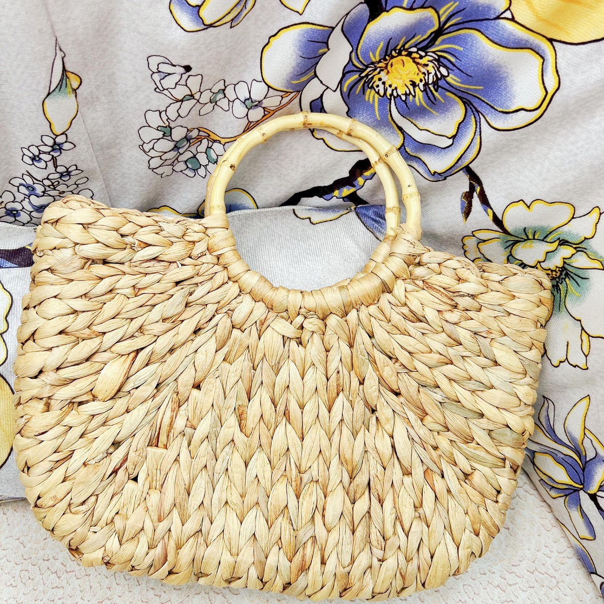 Handwoven Straw Tote: Natural Boho Beach Bag with Bamboo Handles - view 5