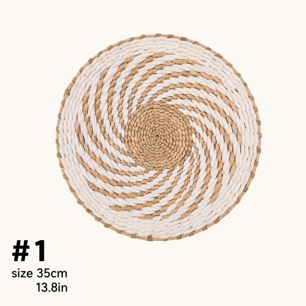 a woven basket with a spiral pattern, and it is described as a size 35 cm (13.8in) in the provided text.