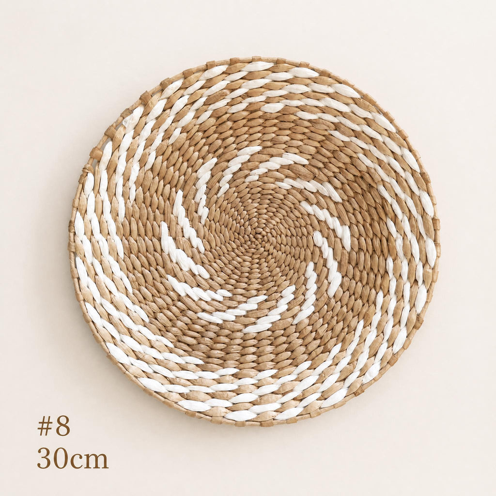 #8 large 30 cm handwoven cattail wall basket with white and tan spiral pattern
