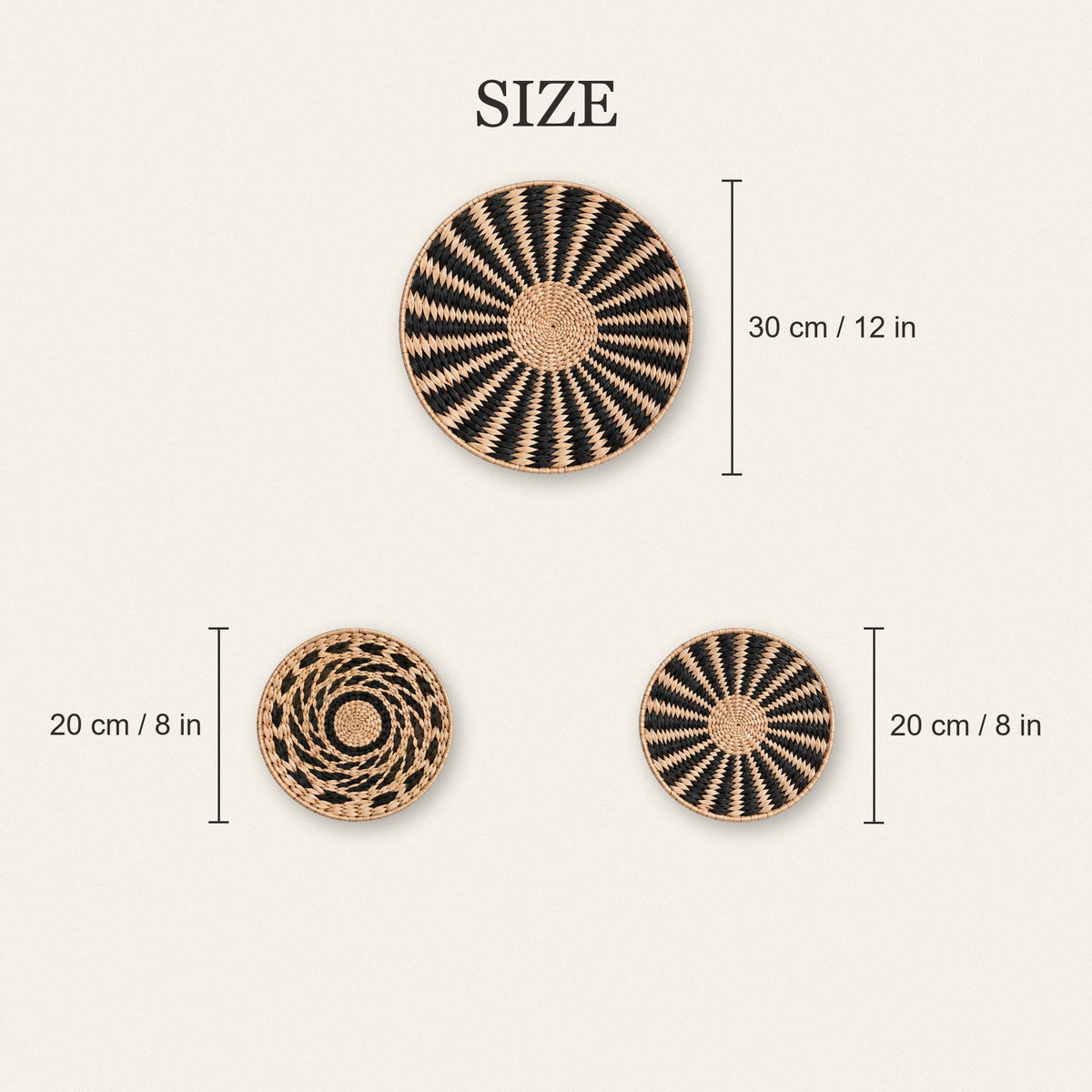 Size chart of the 3 piece woven wall basket set: one 30 cm / 12 in large basket and two 20 cm / 8 in baskets