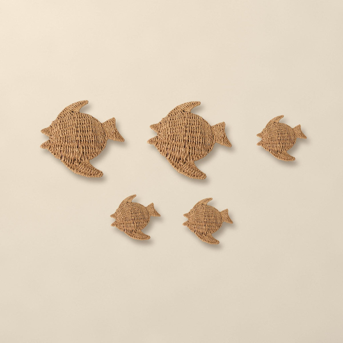 Style option 2 Large + 3 Small (Set of 5): what is included in this set of woven paper rope fish