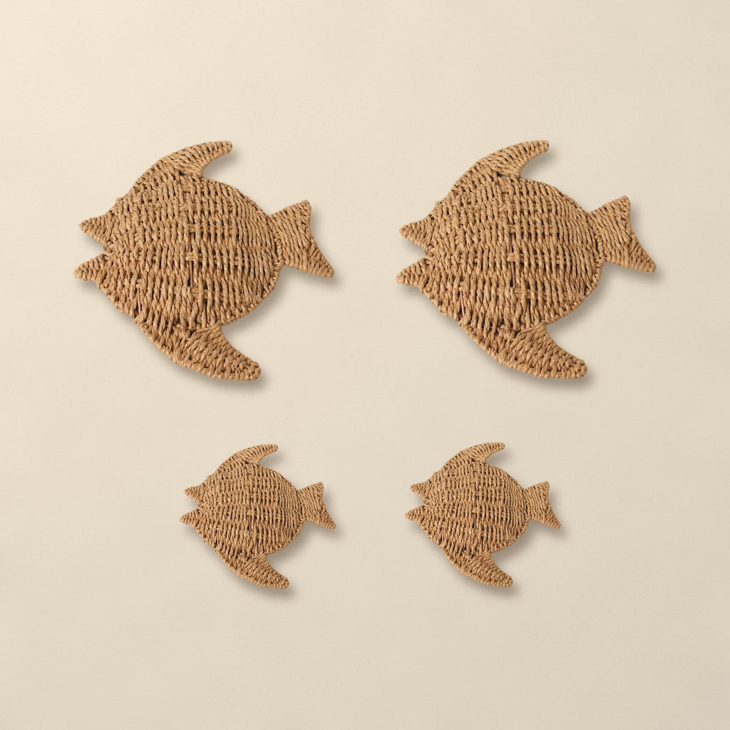Style option 2 Large + 2 Small (Set of 4): what is included in this set of woven paper rope fish
