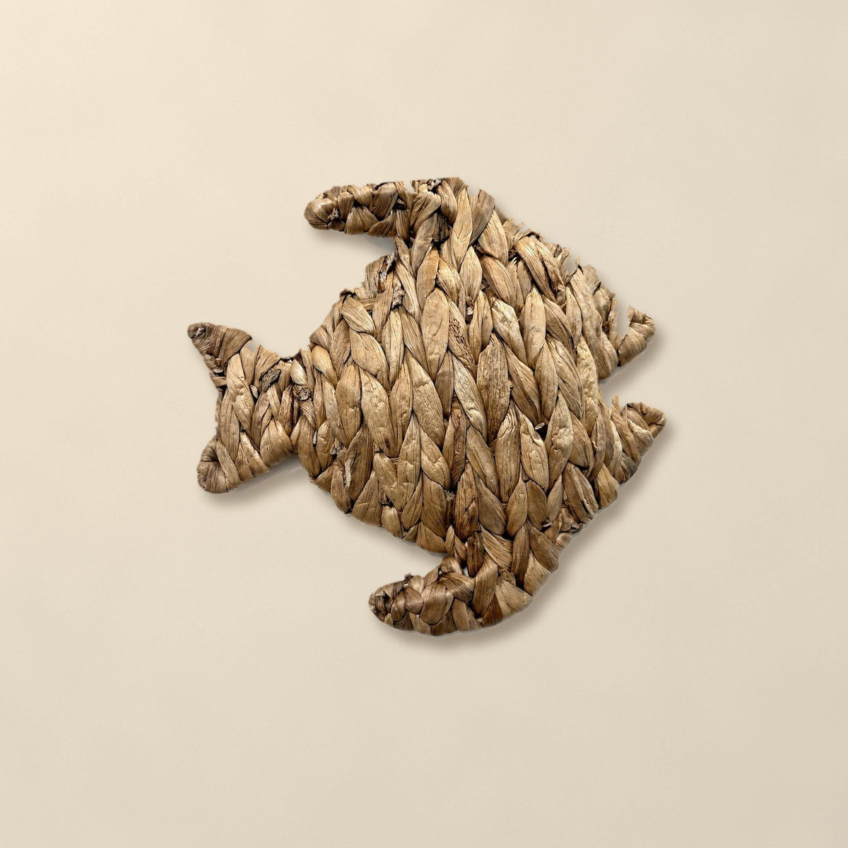 Style option 1 Large Fish Only: what is included in this set of woven water hyacinth fish